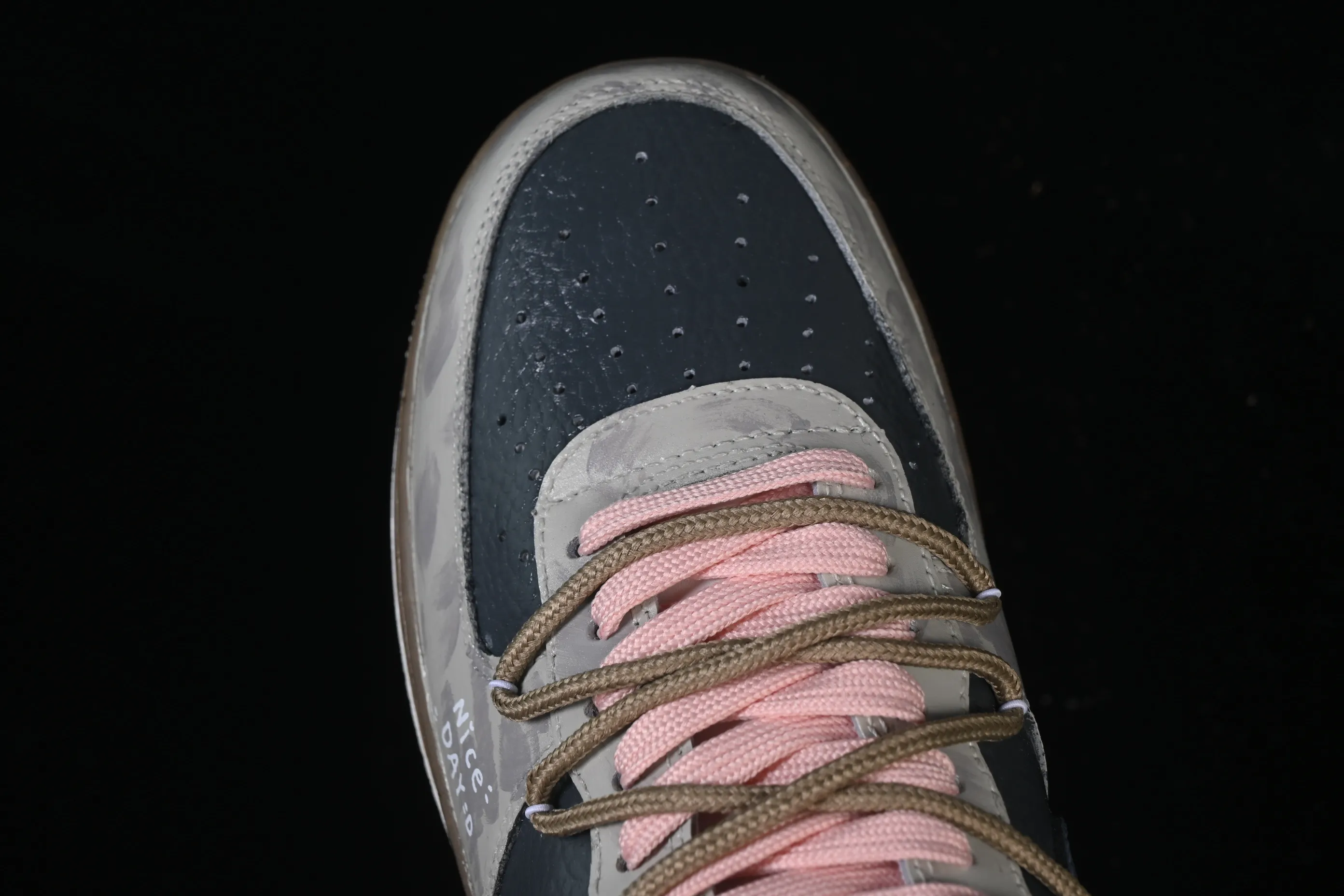 All categories Nk Air Force 1 Air Force series Nk Air Force 1 Low Air Force low-top Nike Air Force 1'07 Low "Mist Powder Diary" Hand-painted graffiti Mist powder diary Air Force 1 low-top casual sneakers CW1888-680